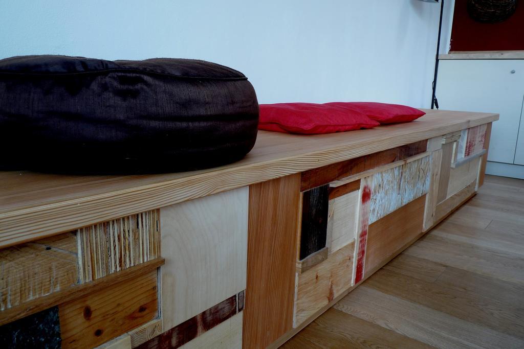 B&B Casa Sul Lago - Appartamenti 칼세라니카알라고 외부 사진