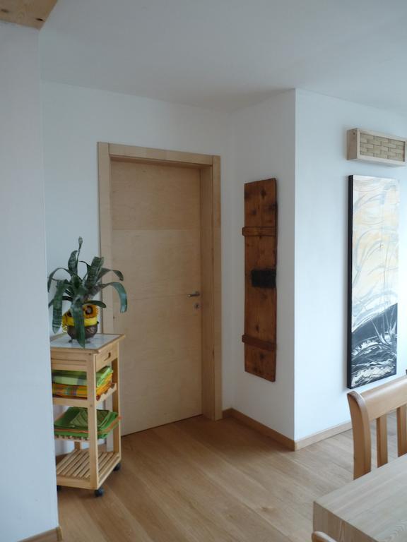 B&B Casa Sul Lago - Appartamenti 칼세라니카알라고 외부 사진