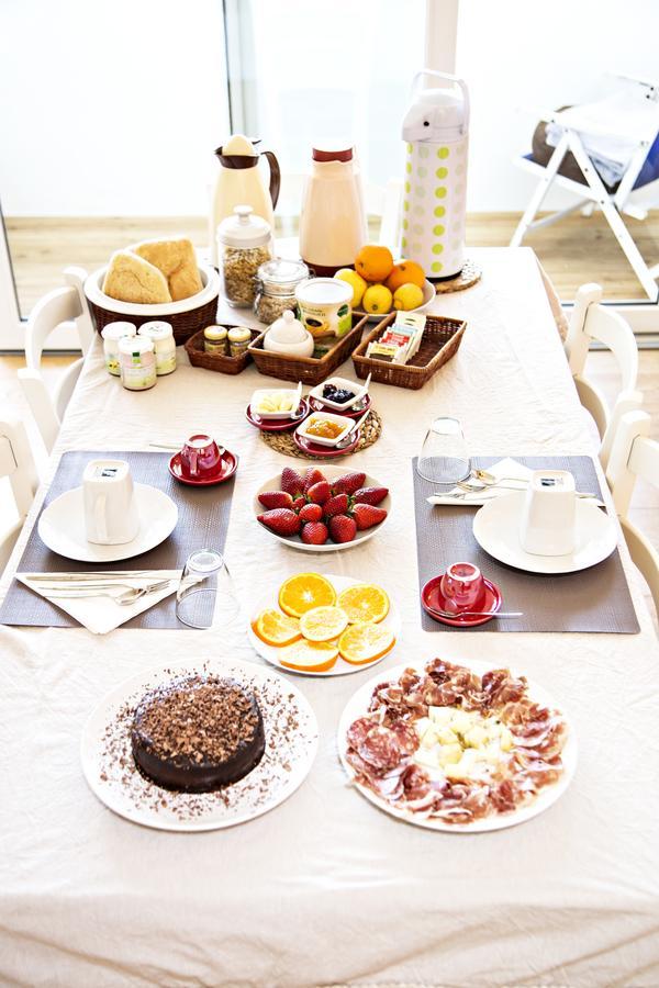 B&B Casa Sul Lago - Appartamenti 칼세라니카알라고 외부 사진